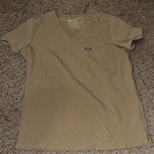 Figs Catarina One pocket Scrub top in Latte